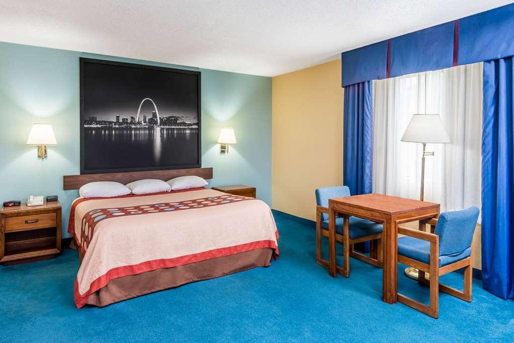 Super 8 By Wyndham O'Fallon Room photo